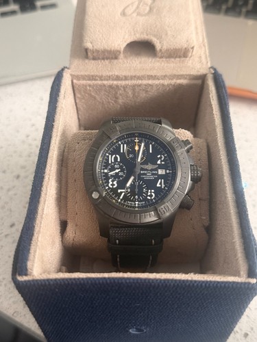 Breitling avenger chronograph - avenger,
